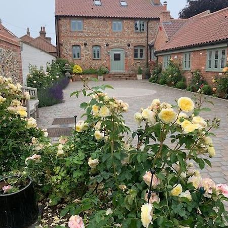 Wood Norton Idyllic Rural Retreat - Stunning 2 Bed Annex. 빌라 외부 사진