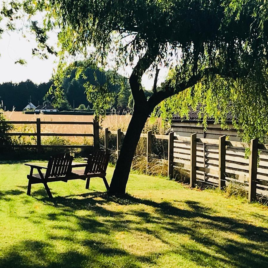 Wood Norton Idyllic Rural Retreat - Stunning 2 Bed Annex. 빌라 외부 사진